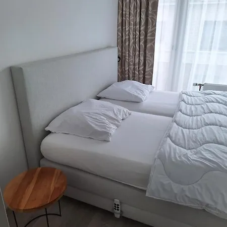 Apartment Residentie Isis *